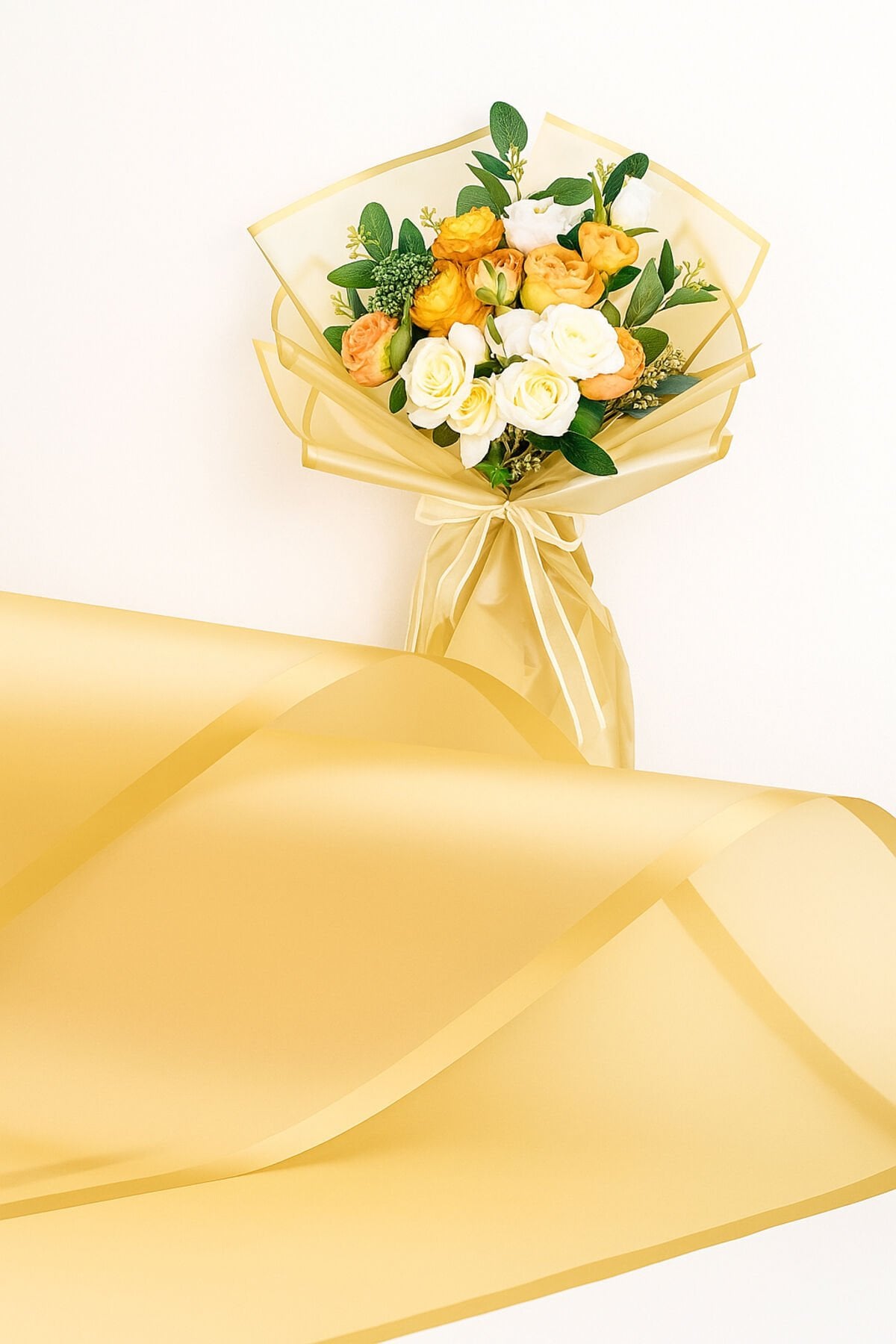 Çiçek Kağıdı Yarı Transparan Altın-Altın Kenar 8 Adet Buket Kağıdı