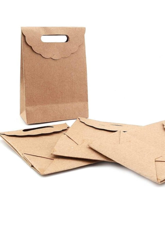El Geçe Kraft Poşet 18x21cm 12 Adet Kapalı Poşet Yapışkanlı Hediye Poşeti 12 Ad.