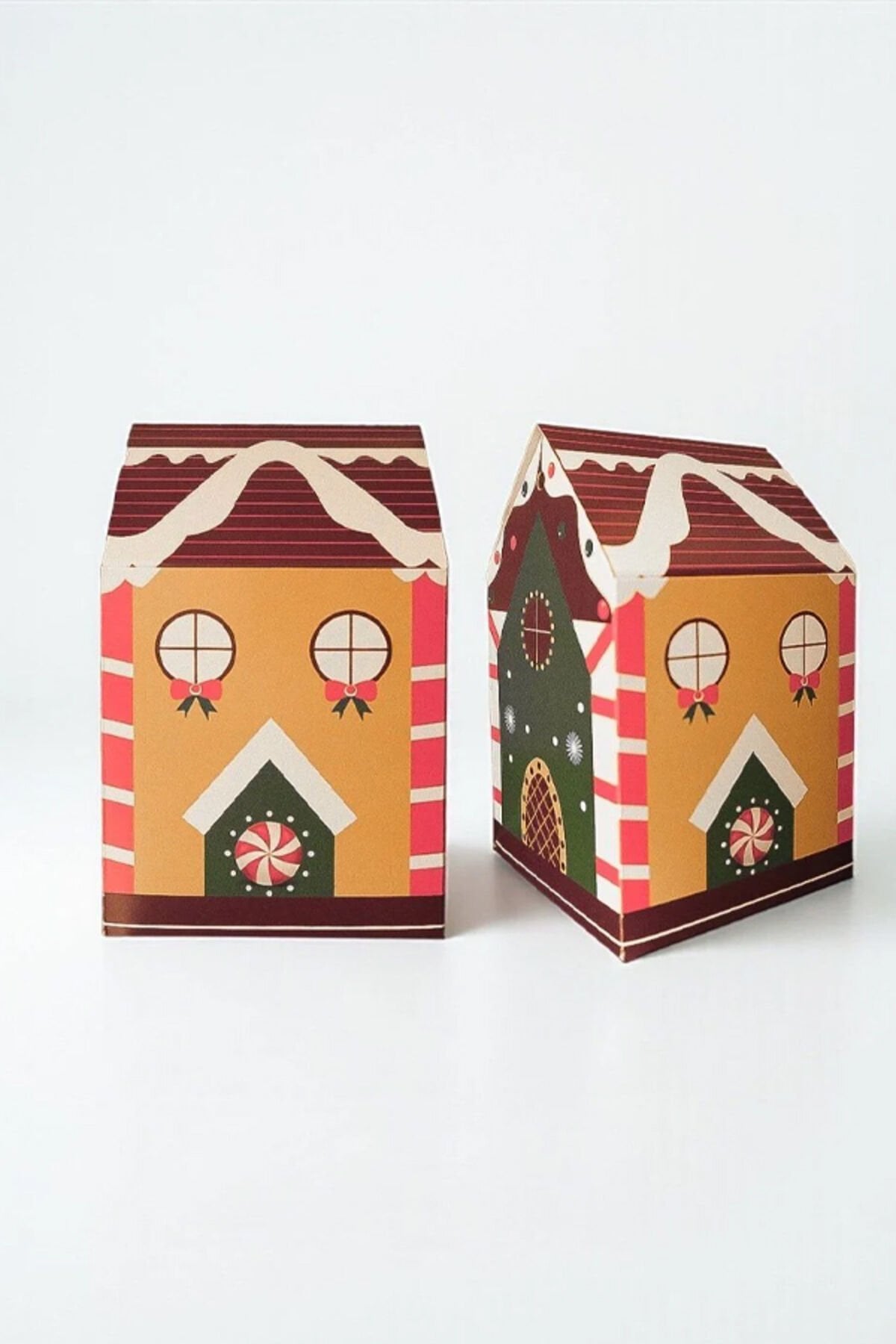 Yılbaşı Ev Kutu Kahvei Desen Çatı 12 Adet - 8.5x9.5x14 cm – Hediye Kutusu Karton Noel Evi Tasarım