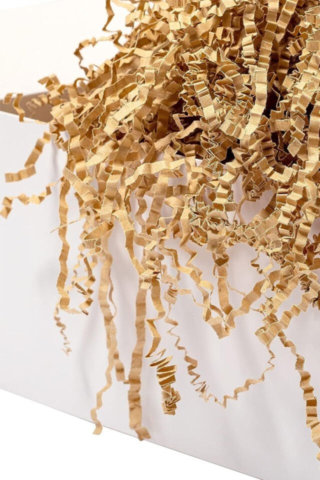 Zigzag Kırpık Kağıt 500gr. Kraft 1ad. Kutu İçi Dolgu Malzemesi Pelur Kırpıntı Süs Dolgu Malzemesi